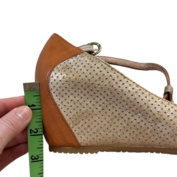 Sundance T-Strap Maryjane Wedge metallic bronze nubuck and cognac leather 39 - Picture 15 of 16